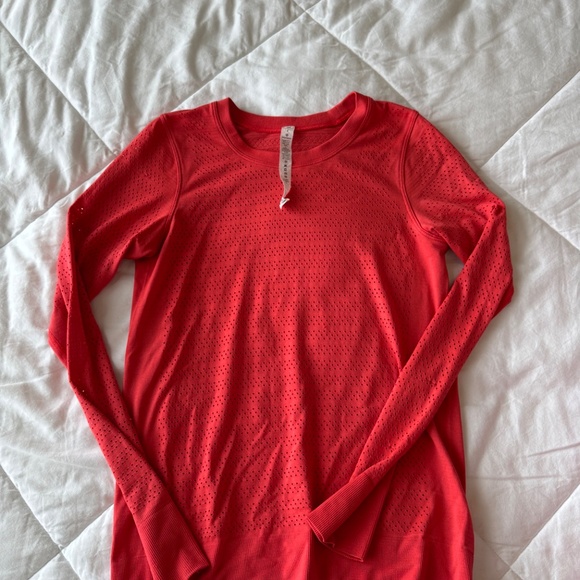 Lululemon Breeze By Long Sleeve *Squad Aries - Picture 2 of 4